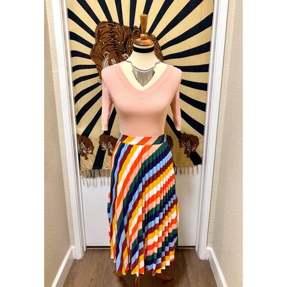 π Stylish modern necklace - Picture 5 of 5